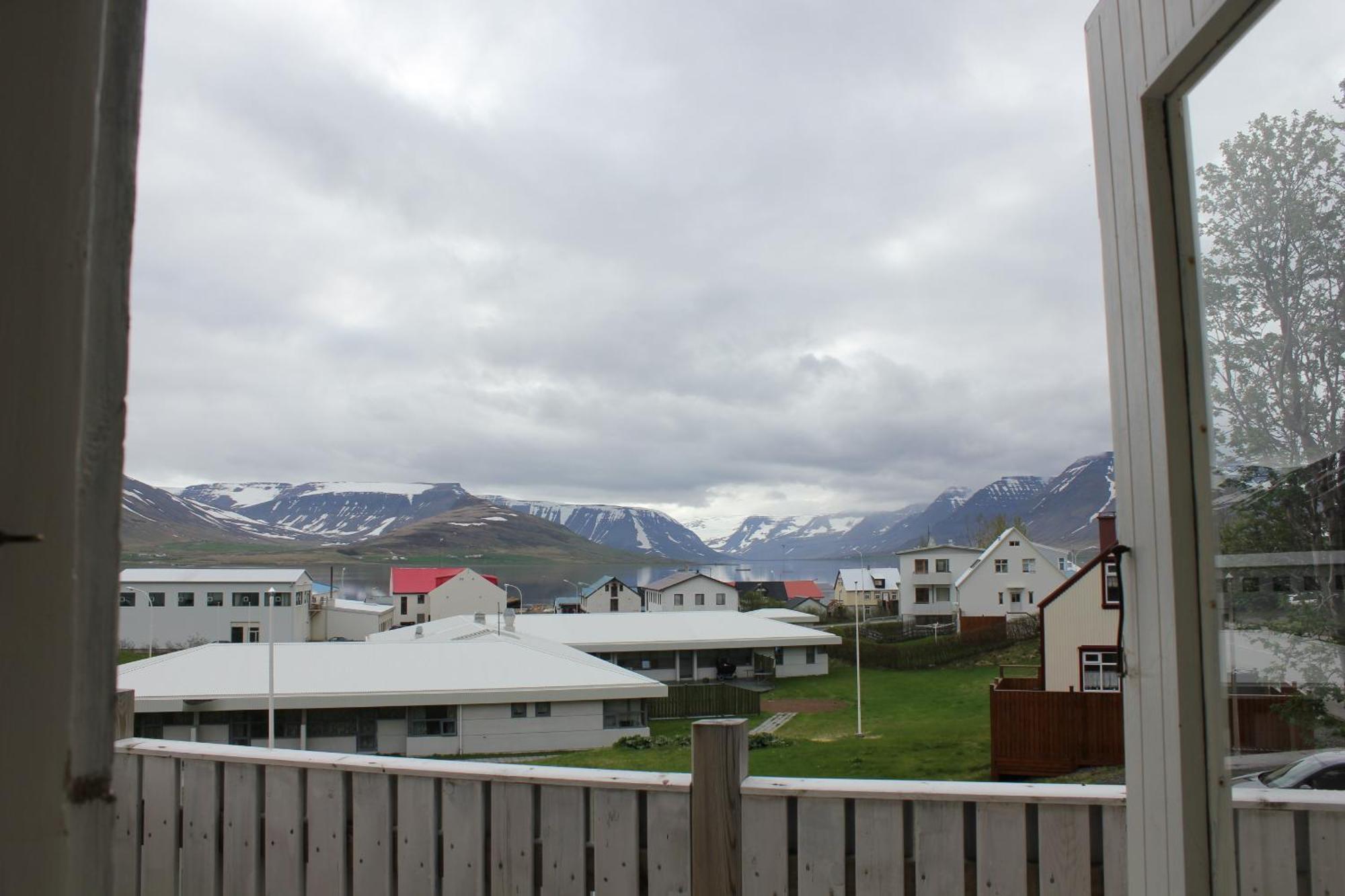 The Guesthouse By The Fjord Thingeyri الغرفة الصورة
